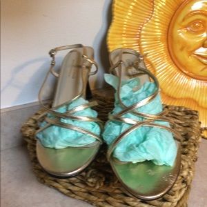 Terry Lewis Size 10 Strappy Gold Leather Shoes
